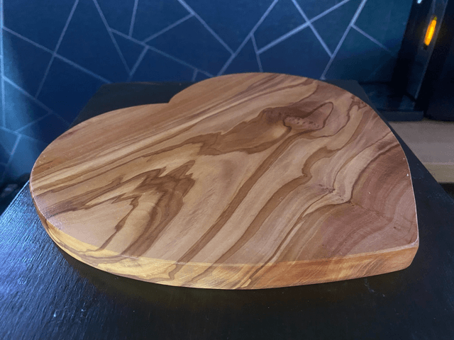 Personalised Stunning Heart Shaped Olive wood Board